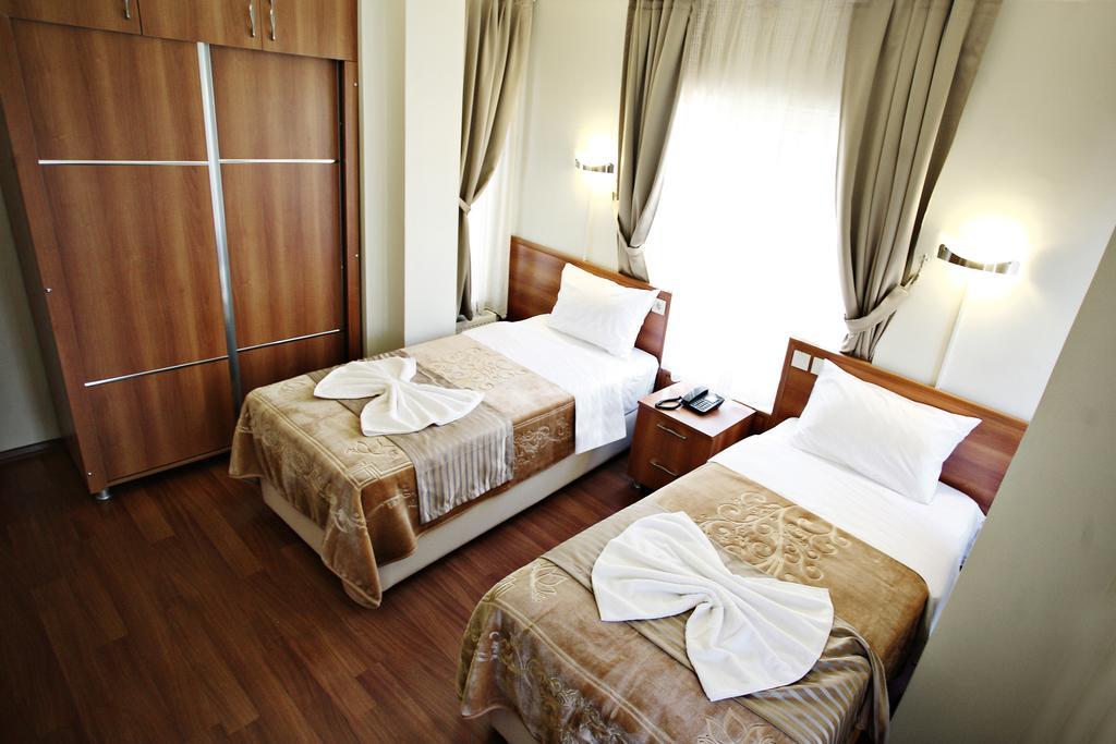 Taksim Palace Hotel Estambul Habitación foto
